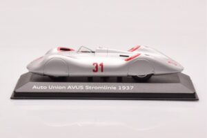 Auto Union Stromlinie #31 AVUS 1937 Stříbrný Minichamps 1:43