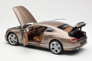 Bentley Continental GT Dark Cashmere Metalíza Norev 1:18 182781 Kov – obrázek 5 z 8