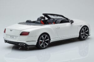 Bentley Continental GTC V8 S Bílý GT Spirit 1:18 ZM046 Pryskyřice – obrázek 2 z 6