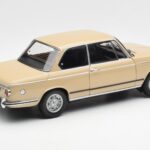 BMW 2002 Ti E10 Sahara Béžový Kyosho 1:18 08541BG - image 3 of 8