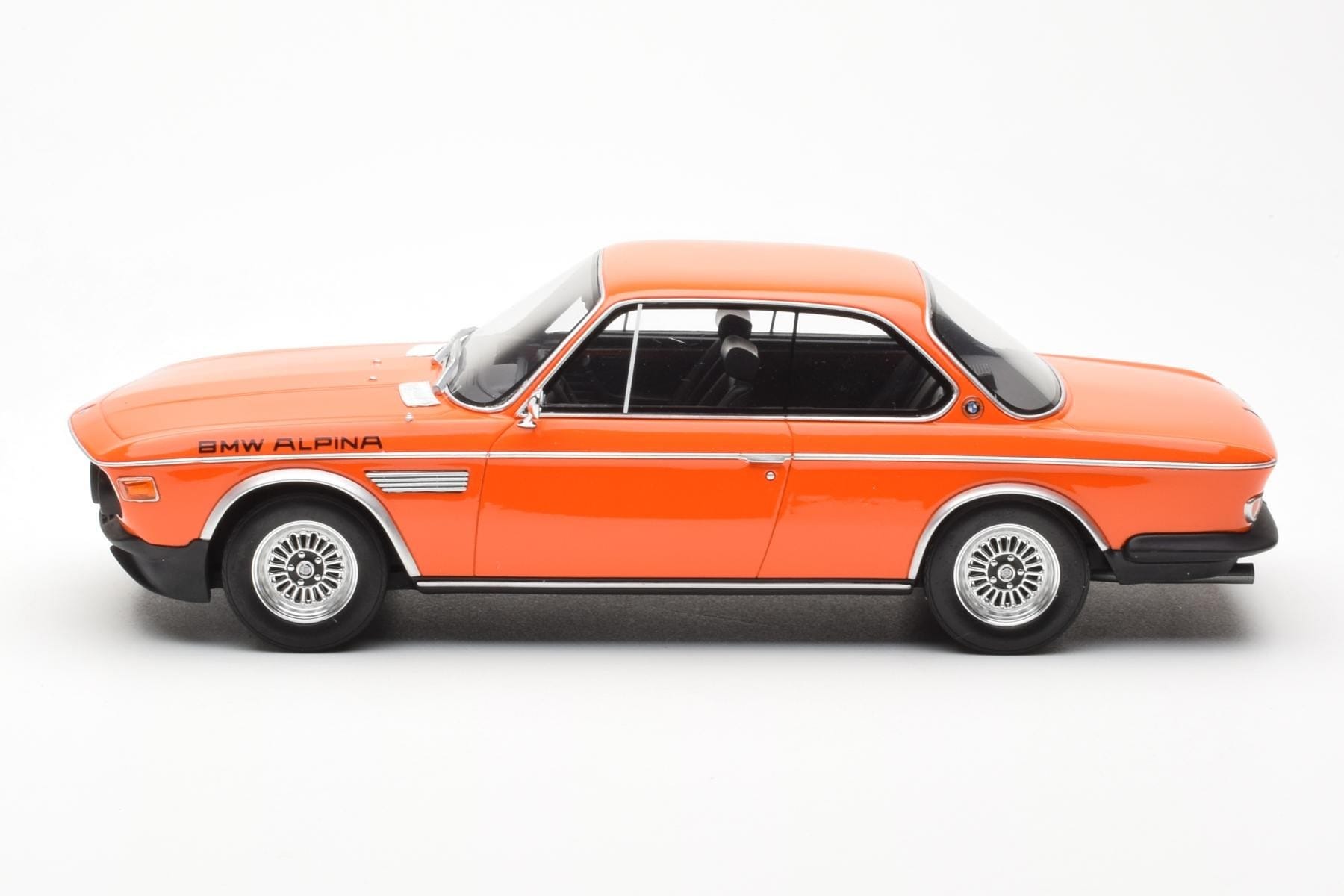 BMW 3.0 CS E9 Alpina B2 Inka Oranžový Otto 1:18 OT214 Pryskyřice – obrázek 3 z 6