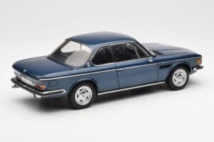 BMW 3.0 CSi E9 Modrý Metalíza AUTOart 1:18 70672 Kov – obrázek 3 z 8