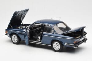 BMW 3.0 CSi E9 Modrý Metalíza AUTOart 1:18 70672 Kov – obrázek 5 z 8