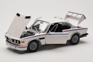 BMW 3.0 CSL E9 Bílý Heritage Edition Minichamps 1:18 80432411550 Kov – obrázek 2 z 8