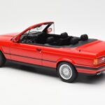 BMW 318i E30 Kabriolet Červený Norev 1:18 183210 - image 5 of 6