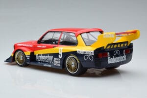 BMW 320 Group 5 #9 F. Albert DRM Norisring 1979 MCG 1:18 MCG18808R Kov – obrázek 5 z 6
