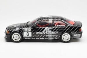 BMW 320i E36 STW #8 J. Winkelhock 1998 UT Models 1:18 39845 Kov – obrázek 3 z 6