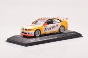 BMW 320i E46 Wiechers Sport #32 Hennerici / Wiechers WTCC 2005 Minichamps 1:43 400052432 Kov – obrázek 2 z 4