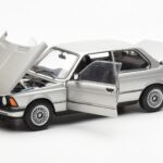 BMW 323i E21 Aspen Stříbrný AUTOart 1:18 80430433552 - image 2 of 8