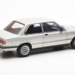 BMW 323i E21 Aspen Stříbrný AUTOart 1:18 80430433552 - image 3 of 8