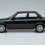BMW 325i E30 Černý Norev 1:18 - image 3 of 6