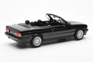 BMW 325i E30 Kabriolet Černý Metalíza Norev 1:18 183211 Kov – obrázek 2 z 6