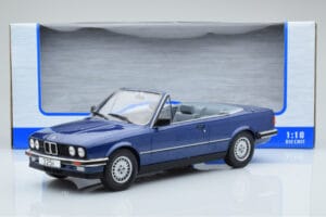 BMW 325i E30 Kabriolet Modrý MCG 1:18 MCG18381 Kov – obrázek 5 z 5