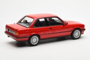 BMW 325i E30 Červený Norev 1:18 183202 Kov – obrázek 2 z 6