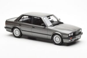 BMW 325i E30 Sedan Dolphin Šedý Otto 1:18 OT819 Pryskyřice – obrázek 4 z 6