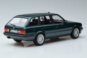 BMW 325i E30 Touring Zelený Metalíza Norev 1:18 183219 Kov – obrázek 2 z 6
