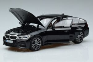 BMW 330i G20 Černý Metalíza Norev 1:18 183277 Kov – obrázek 2 z 7