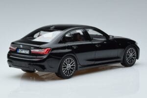 BMW 330i G20 Černý Metalíza Norev 1:18 183277 Kov – obrázek 3 z 7