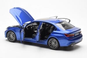 BMW 330i G20 Portimao Modrý Metallic Norev 1:18 80432450999 Kov – obrázek 5 z 8