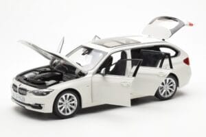 BMW 335i F31 Touring Alpine Bílý Paragon 1:18 80432244242 Kov – obrázek 2 z 8