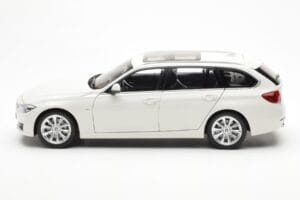 BMW 335i F31 Touring Alpine Bílý Paragon 1:18 80432244242 Kov – obrázek 4 z 8