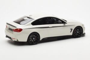 BMW 435i F32 M Performance Package Bílý GT Spirit 1:18 GT710 Pryskyřice – obrázek 2 z 6