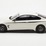 BMW 435i F32 M Performance Package Bílý GT Spirit 1:18 - image 3 of 6
