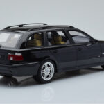 BMW 540 E39 Touring M Package Černý Otto 1:18 - image 2 of 6