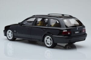 BMW 540 E39 Touring M Package Černý Otto 1:18 OT1013 Pryskyřice – obrázek 5 z 6