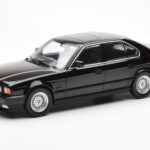 BMW 540i E34 Černý Metallic MCG 1:18