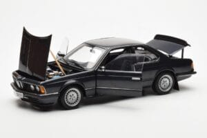 BMW 635 CSi E24 Diamant Černý Metalíza AUTOart 1:18 70521 Kov – obrázek 2 z 8