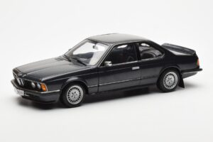 BMW 635 CSi E24 Diamant Černý Metalíza AUTOart 1:18