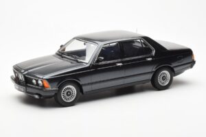 BMW 733i E23 Černý Metallic KK-Scale 1:18 KKDC180101