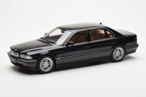 BMW 750iL E38 Černý Otto 1:18 OT609