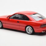 BMW 850 CSi E31 Červený Otto 1:18 - image 5 of 6