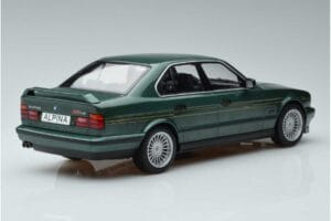BMW Alpina B10 4.6 E34 Zelený MCG 1:18 MCG18229 Kov – obrázek 2 z 6