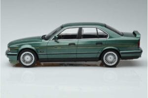 BMW Alpina B10 4.6 E34 Zelený MCG 1:18 MCG18229 Kov – obrázek 3 z 6