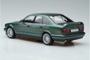 BMW Alpina B10 4.6 E34 Zelený MCG 1:18 MCG18229 Kov – obrázek 5 z 6