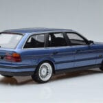 BMW Alpina B10 E34 4.0 Touring Modrý Otto 1:18 OT944 Pryskyřice - image 2 of 6