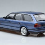 BMW Alpina B10 E34 4.0 Touring Modrý Otto 1:18 OT944 Pryskyřice - image 5 of 6