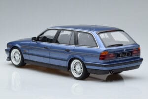 BMW Alpina B10 E34 4.0 Touring Modrý Otto 1:18 OT944 Pryskyřice – obrázek 5 z 6