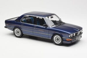 BMW Alpina B7S E12 Turbo Dark Sapphire Modrá Metalická Otto 1:18 OT640 Pryskyřice – obrázek 4 z 6