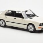 BMW M535i E28 Bílý Norev 1:18 - image 4 of 6