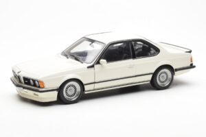 BMW M635 CSi E24 Bílý Dealer Edition AUTOart 1:18 80430145829