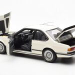 BMW M635 CSi E24 Bílý Dealer Edition AUTOart 1:18 - image 5 of 8