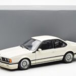 BMW M635 CSi E24 Bílý Dealer Edition AUTOart 1:18 - image 8 of 8
