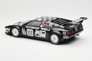 BMW M1 #111 Team MK Motorsport J-L. Witmeur / Krankenberg / Libert 24 Hours of Le Mans 1986 Minichamps 1:18 180862911 Kov – obrázek 7 z 8