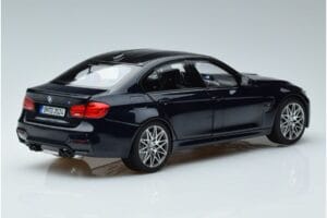 BMW M3 F80 Competition Modrý Norev 1:18 183236 Kov – obrázek 3 z 7