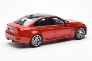 BMW M3 Competition F80 Sakhir Oranžový Norev 1:18 80432411553 Kov – obrázek 3 z 8