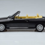 BMW M3 E30 Kabriolet Černý Otto 1:18 - image 3 of 6